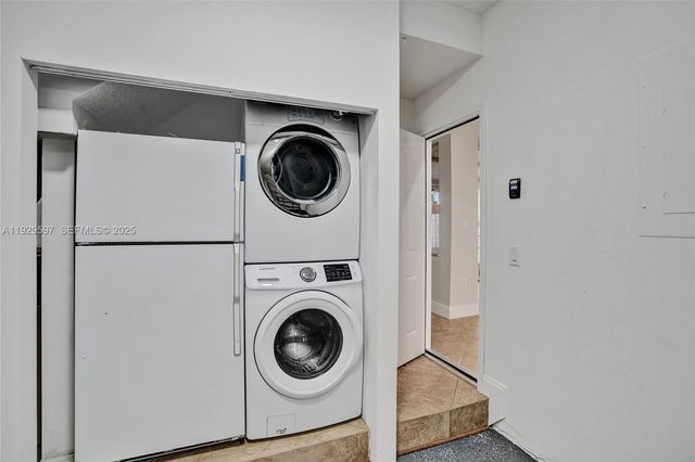 4120 Fern Forest Rd, Cooper City, FL 33026