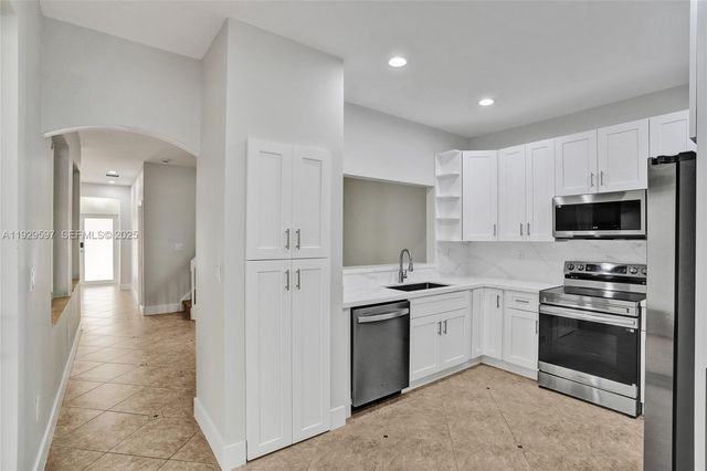 4120 Fern Forest Rd, Cooper City, FL 33026