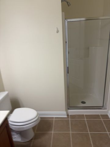 6952 Highway 70 S Apt 107, Nashville, TN 37221