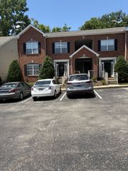 6952 Highway 70 S Apt 107, Nashville, TN 37221