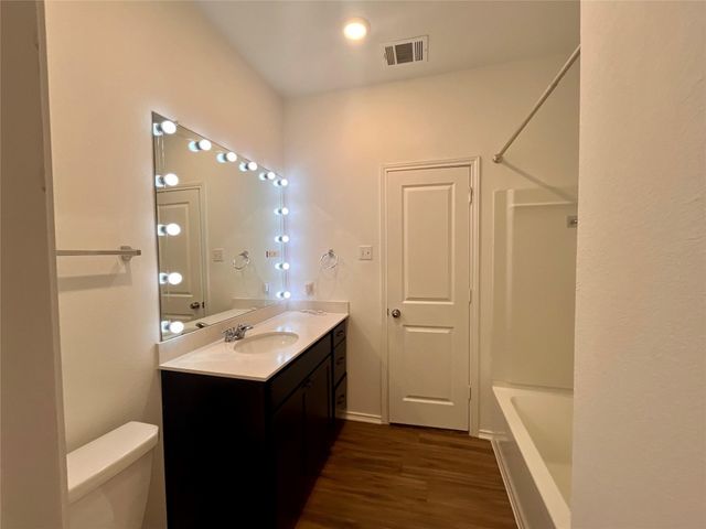325 Geode GLN, San Marcos, TX 78656
