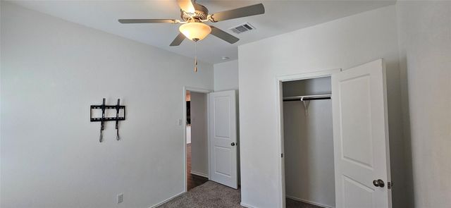 325 Geode GLN, San Marcos, TX 78656