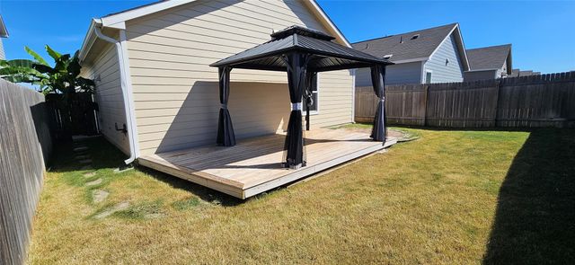 325 Geode GLN, San Marcos, TX 78656