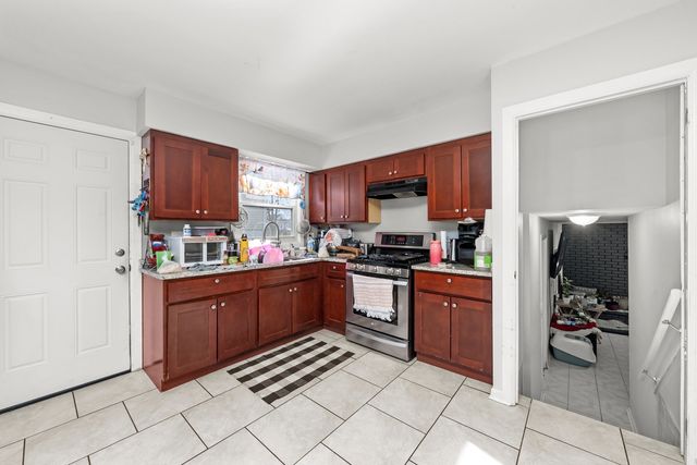 298 Merrill Avenue, Calumet City, IL 60409