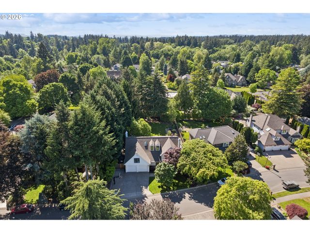 19505 OLSON Ave, Lake Oswego, OR 97034