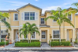 134 SE 28th Ter 6, Homestead, FL 33033