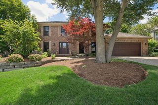 1145 Furlong Drive, Libertyville, IL 60048