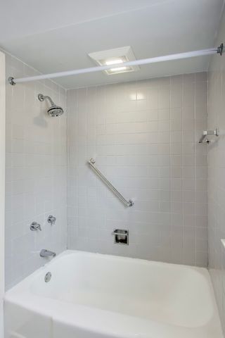 2201 Central Street 1, Evanston, IL 60201