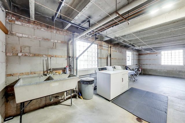 2201 Central Street 1, Evanston, IL 60201