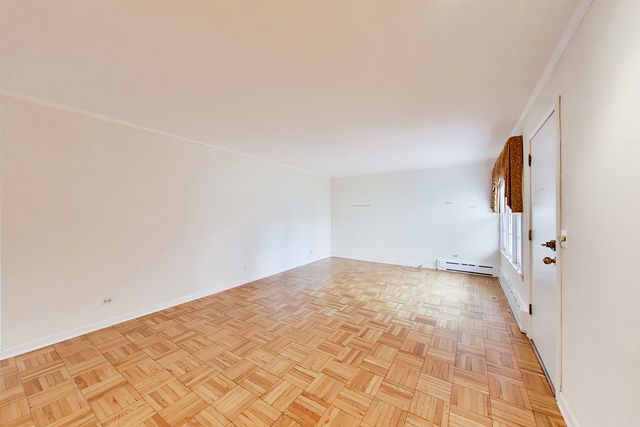 2201 Central Street 1, Evanston, IL 60201