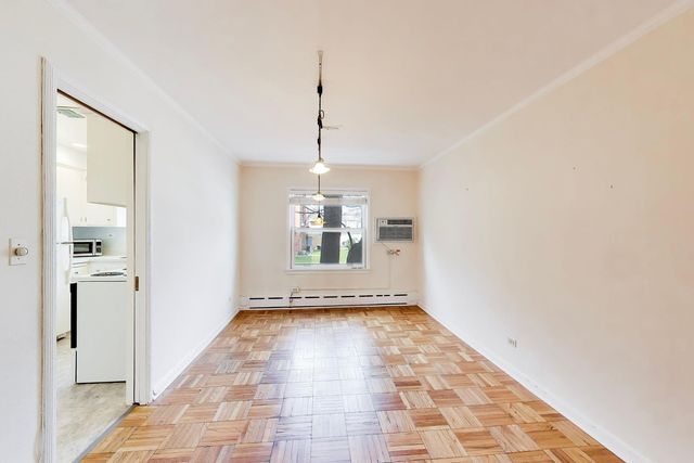 2201 Central Street 1, Evanston, IL 60201