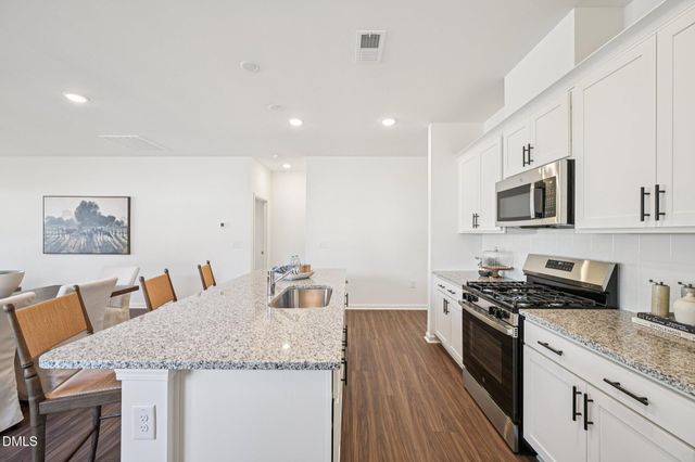 241 S Harvest Rdg Way, Clayton, NC 27520