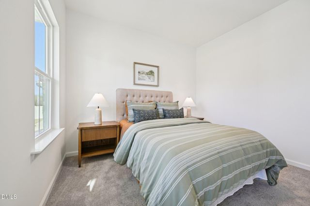 241 S Harvest Rdg Way, Clayton, NC 27520