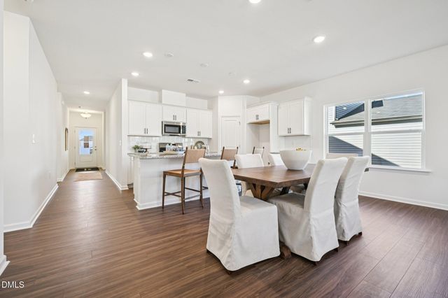 241 S Harvest Rdg Way, Clayton, NC 27520