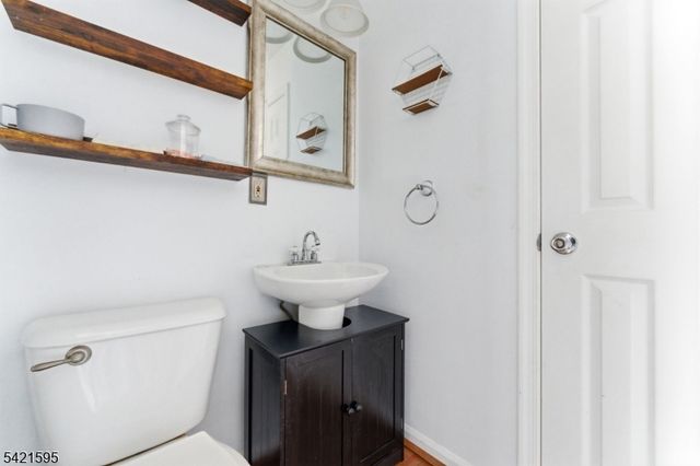 675 Uniontown Rd, Lopatcong Twp., NJ 08865