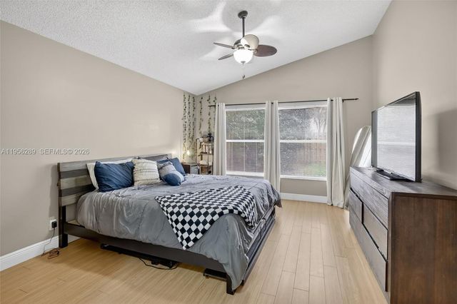 1145 NW 111th Ave, Plantation, FL 33322