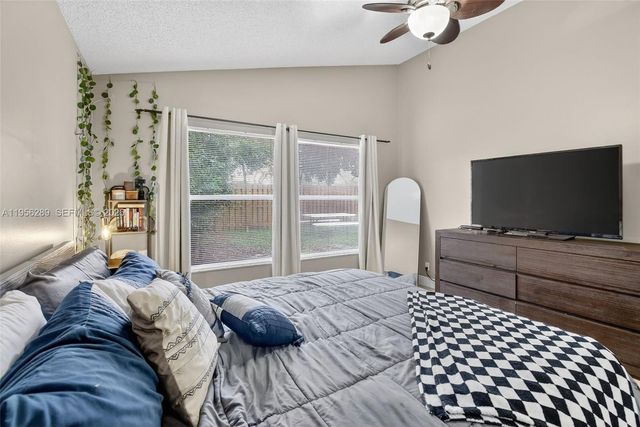 1145 NW 111th Ave, Plantation, FL 33322