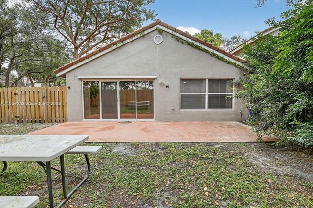 1145 NW 111th Ave, Plantation, FL 33322