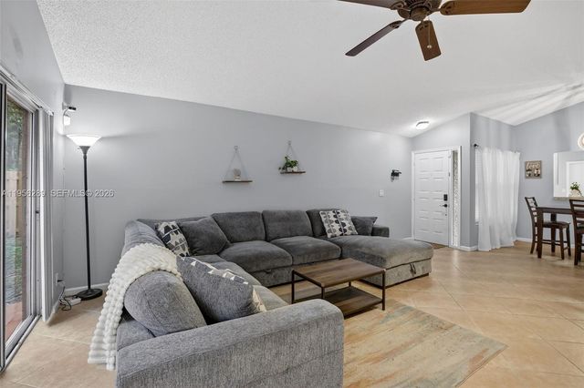 1145 NW 111th Ave, Plantation, FL 33322