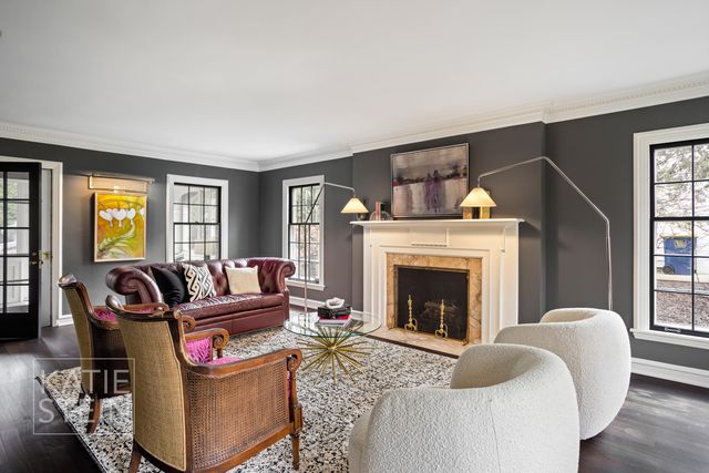 904 Plymouth Avenue SE, Grand Rapids, MI 49506