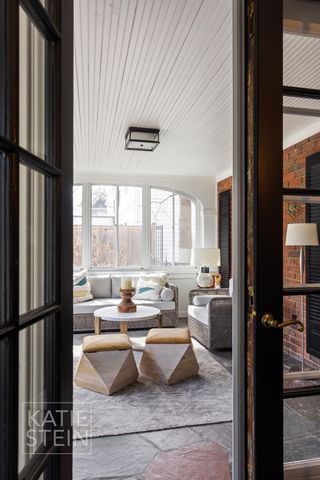 904 Plymouth Avenue SE, Grand Rapids, MI 49506