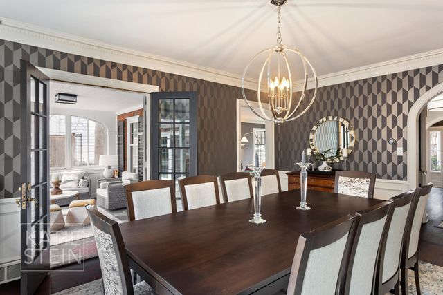 904 Plymouth Avenue SE, Grand Rapids, MI 49506