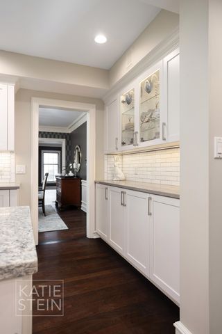 904 Plymouth Avenue SE, Grand Rapids, MI 49506