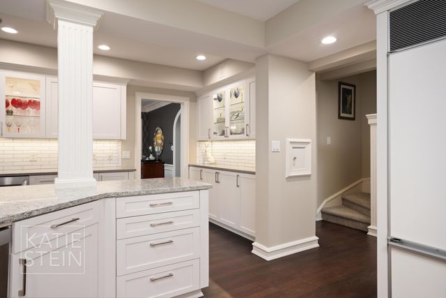 904 Plymouth Avenue SE, Grand Rapids, MI 49506