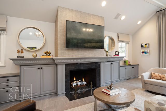 904 Plymouth Avenue SE, Grand Rapids, MI 49506