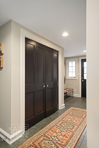 904 Plymouth Avenue SE, Grand Rapids, MI 49506