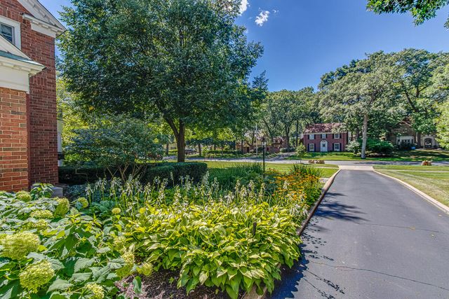 904 Plymouth Avenue SE, Grand Rapids, MI 49506