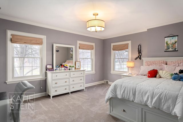 904 Plymouth Avenue SE, Grand Rapids, MI 49506