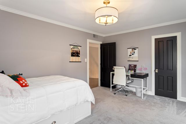 904 Plymouth Avenue SE, Grand Rapids, MI 49506