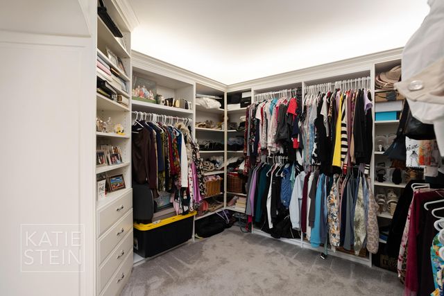 904 Plymouth Avenue SE, Grand Rapids, MI 49506