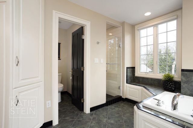 904 Plymouth Avenue SE, Grand Rapids, MI 49506