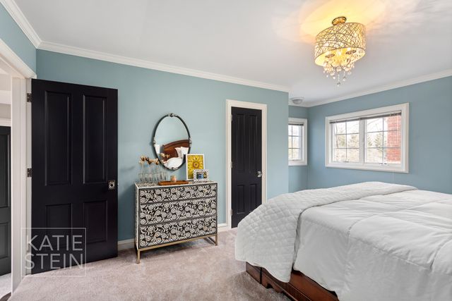 904 Plymouth Avenue SE, Grand Rapids, MI 49506