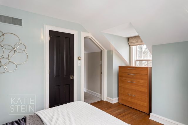 904 Plymouth Avenue SE, Grand Rapids, MI 49506