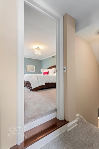 904 Plymouth Avenue SE, Grand Rapids, MI 49506