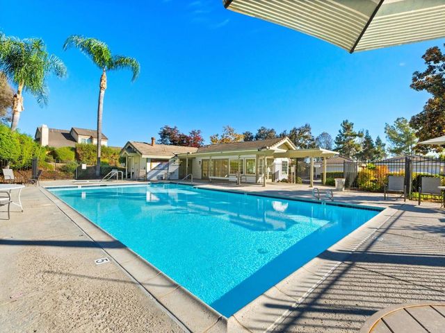 1817 Castle, Escondido, CA 92029