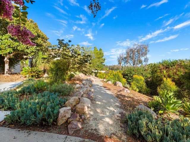 1817 Castle, Escondido, CA 92029