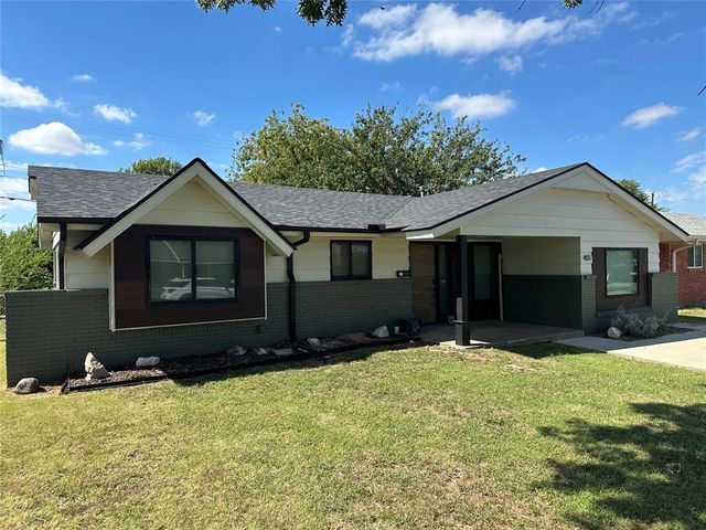 401 Rock Place, Moore, OK 73160