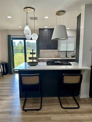 401 Rock Place, Moore, OK 73160