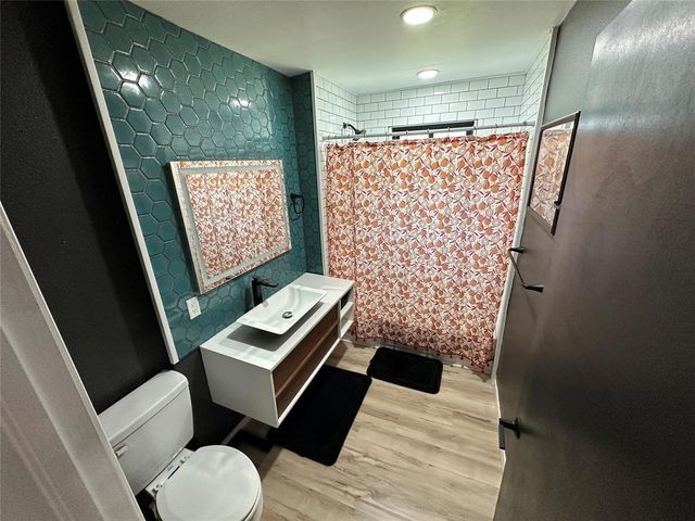 401 Rock Place, Moore, OK 73160