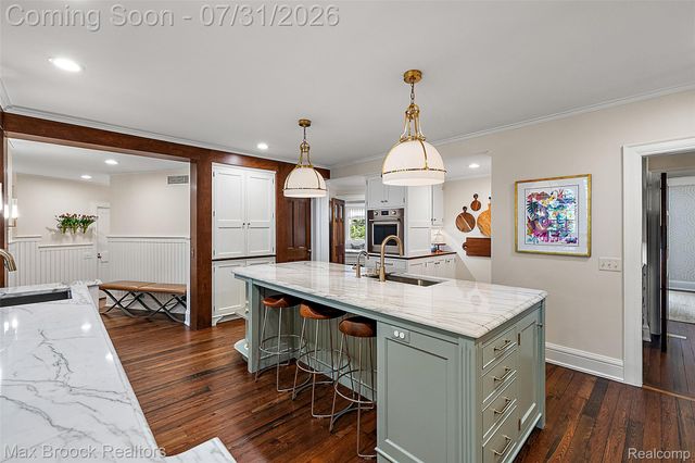 590 Haverhill Road, Bloomfield Hills, MI 48304