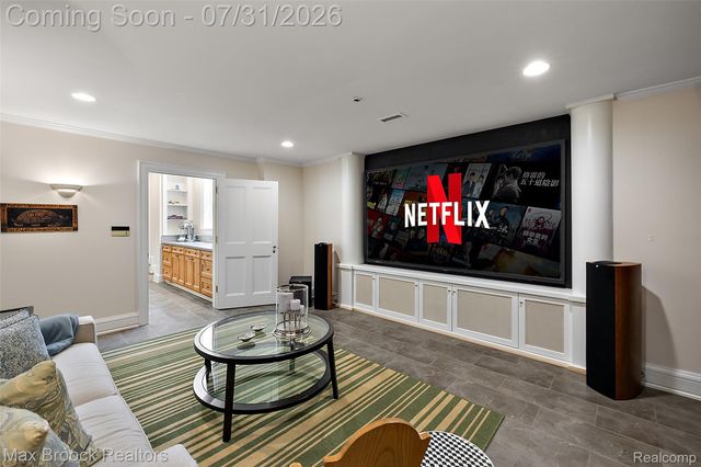 590 Haverhill Road, Bloomfield Hills, MI 48304