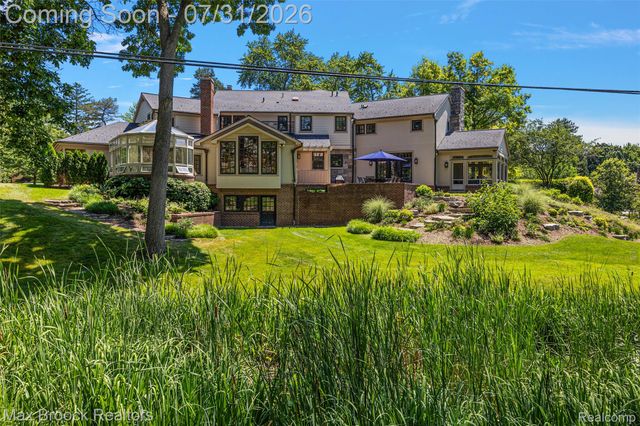 590 Haverhill Road, Bloomfield Hills, MI 48304