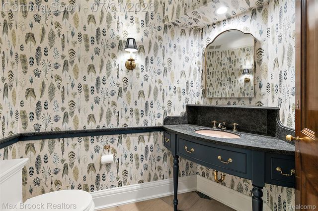 590 Haverhill Road, Bloomfield Hills, MI 48304
