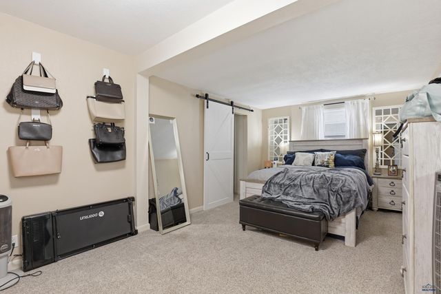 2004 RED DALE DR, Rapid City, SD 57702