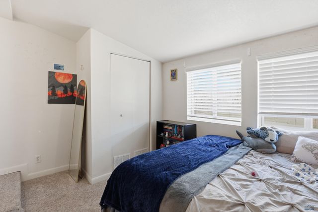 2004 RED DALE DR, Rapid City, SD 57702