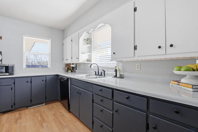 2004 RED DALE DR, Rapid City, SD 57702